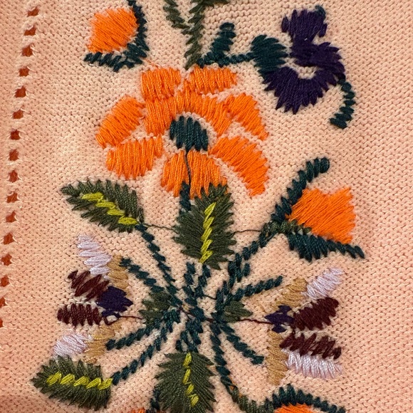 Modern Millie Pink Embroidered Short Puff Sleeve Cable Knit Sweater - Picture 5 of 6